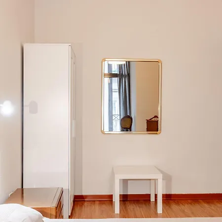 Relax In Centro * نابولي