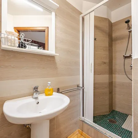 فندق مبيت وإفطار Relax In Centro نابولي